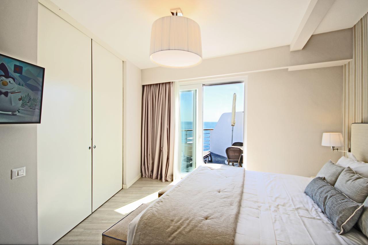 Hotel Plaza 4*
